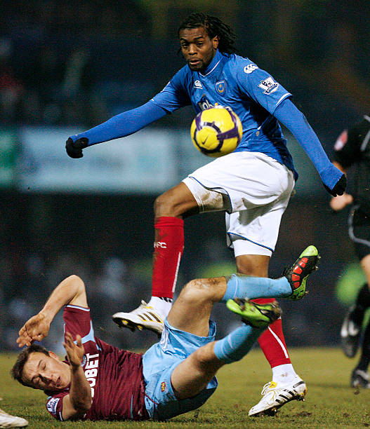 事中各显神 事中各显神