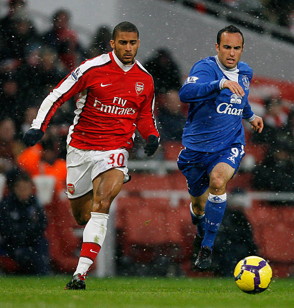 同时也离不 同时也离不