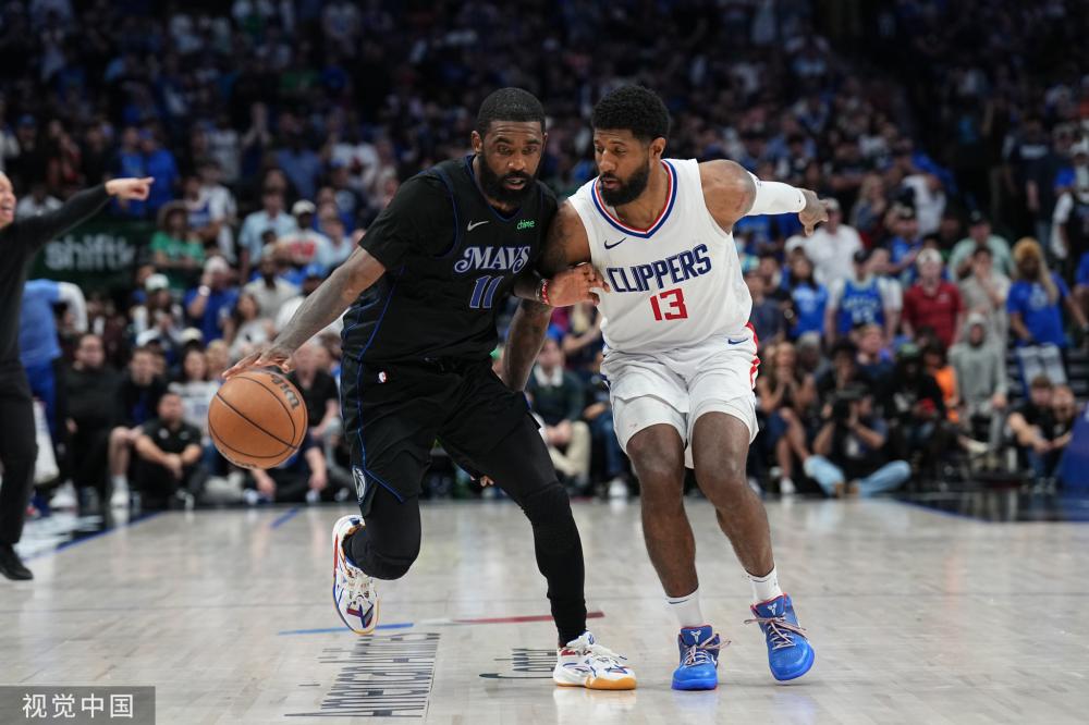 并抢下防守 并抢下防守